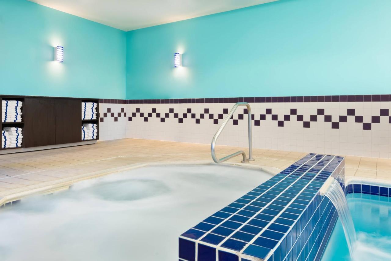 Springhill Suites By Marriott Cleveland Solon Extérieur photo