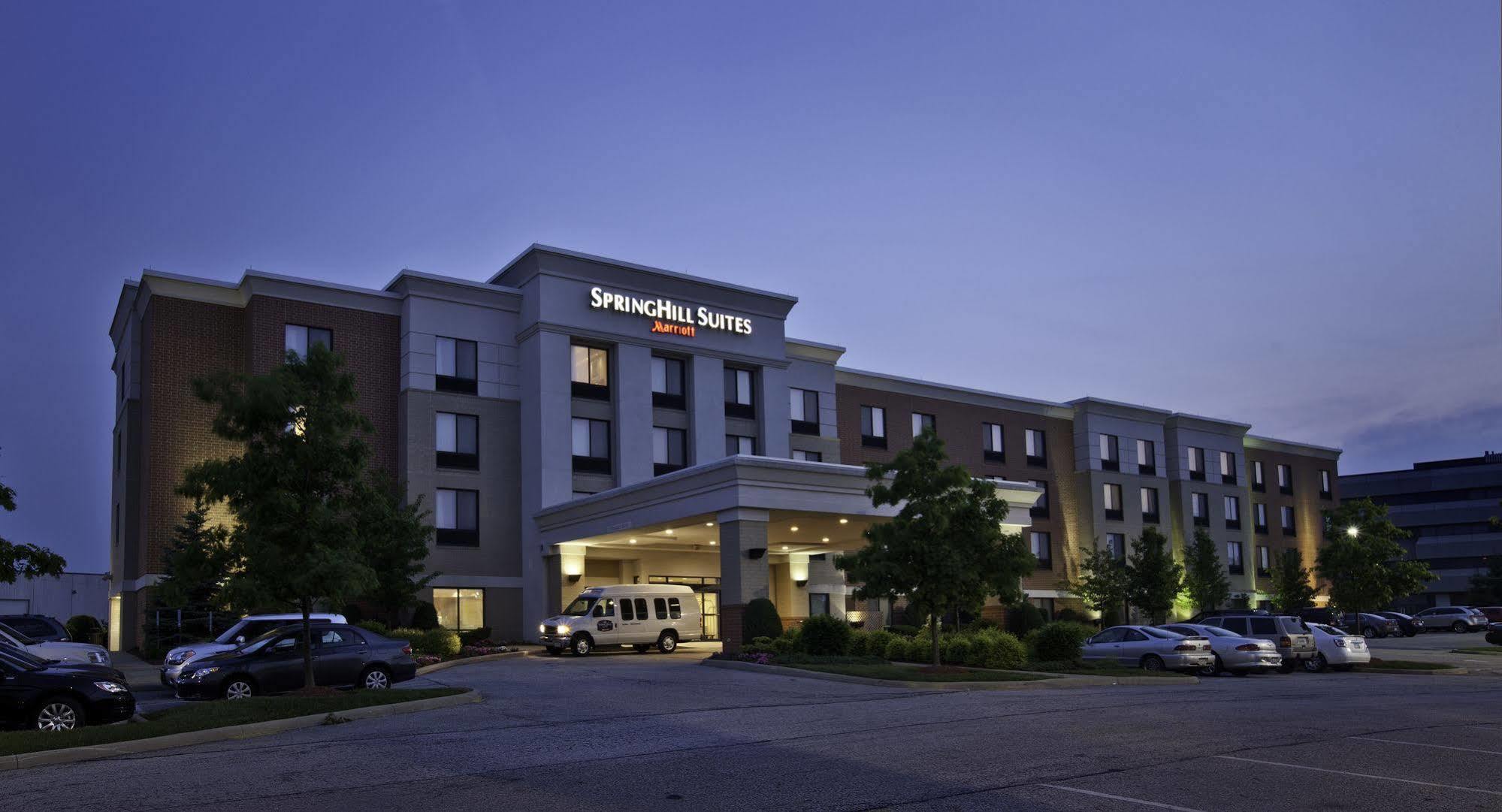 Springhill Suites By Marriott Cleveland Solon Extérieur photo